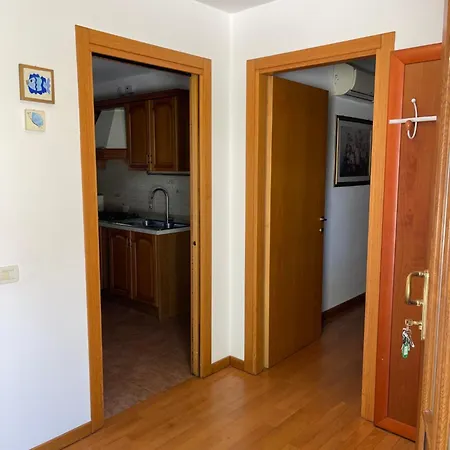 Laura Aparthotel 4*