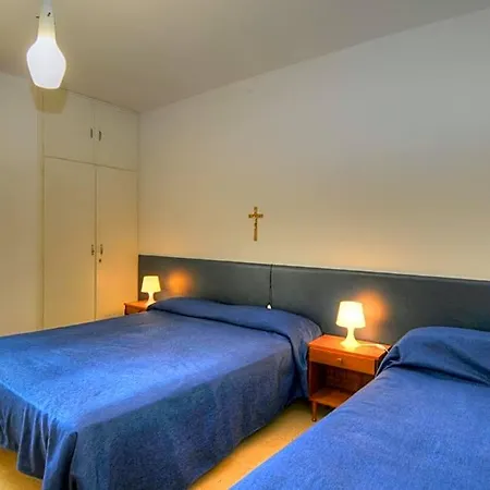 Aparthotel Laura