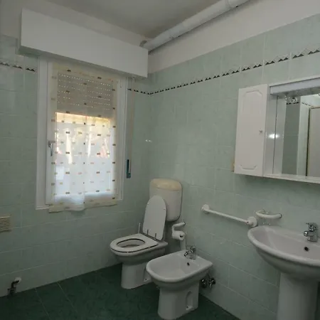 Laura 4* Lignano Sabbiadoro