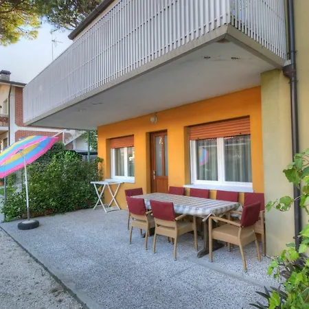 Laura 4* Lignano Sabbiadoro